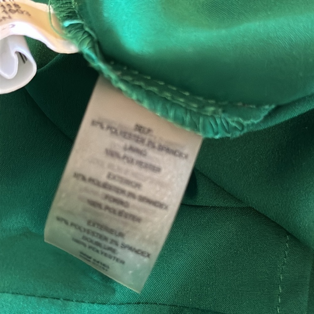 Kensie halter tank dress with pleated hem. Size 2. Kelly green - Picture 10 of 11